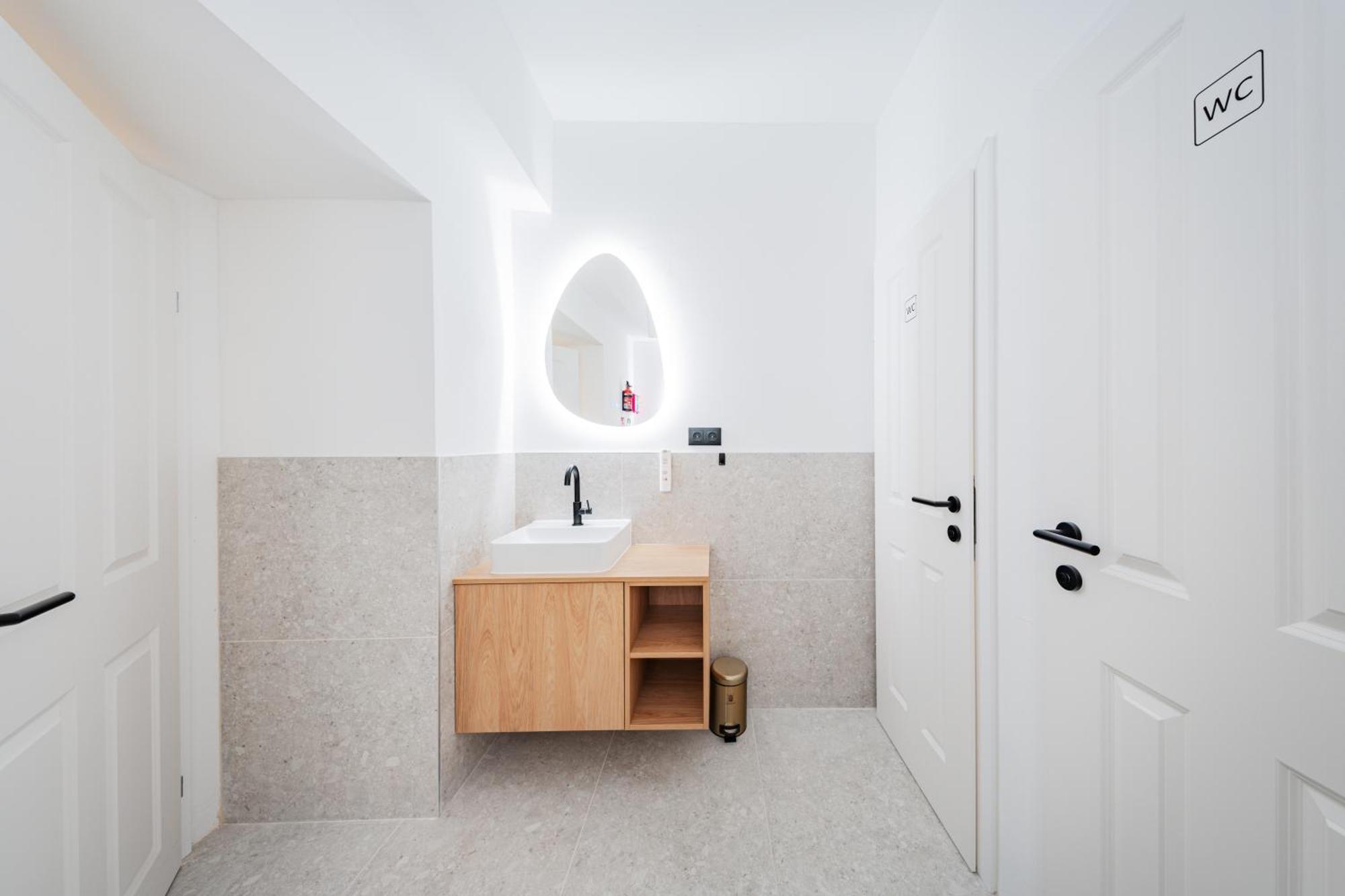 Rive By Home1 Vienne Extérieur photo
